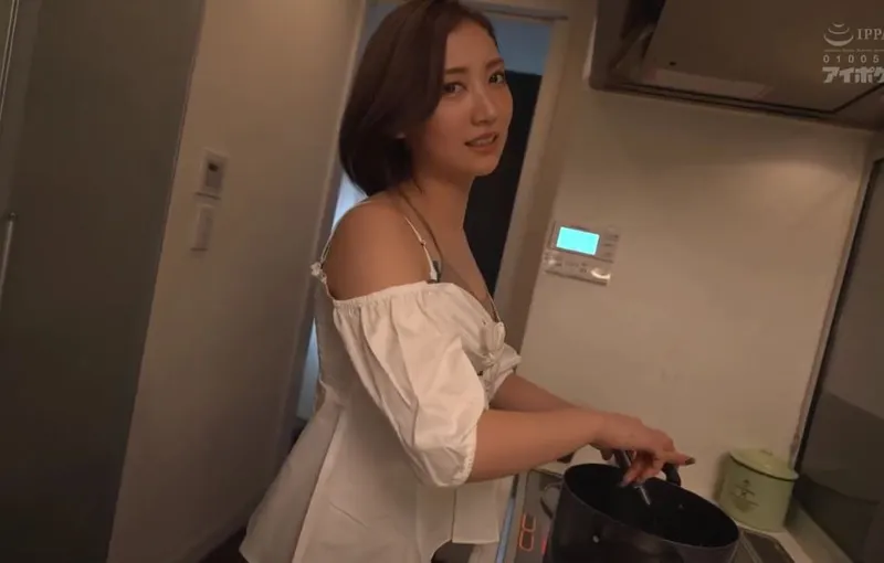 Cậu em chồng may mắn và người vợ sắp cưới của anh trai có chiếc lưỡi điêu luyện